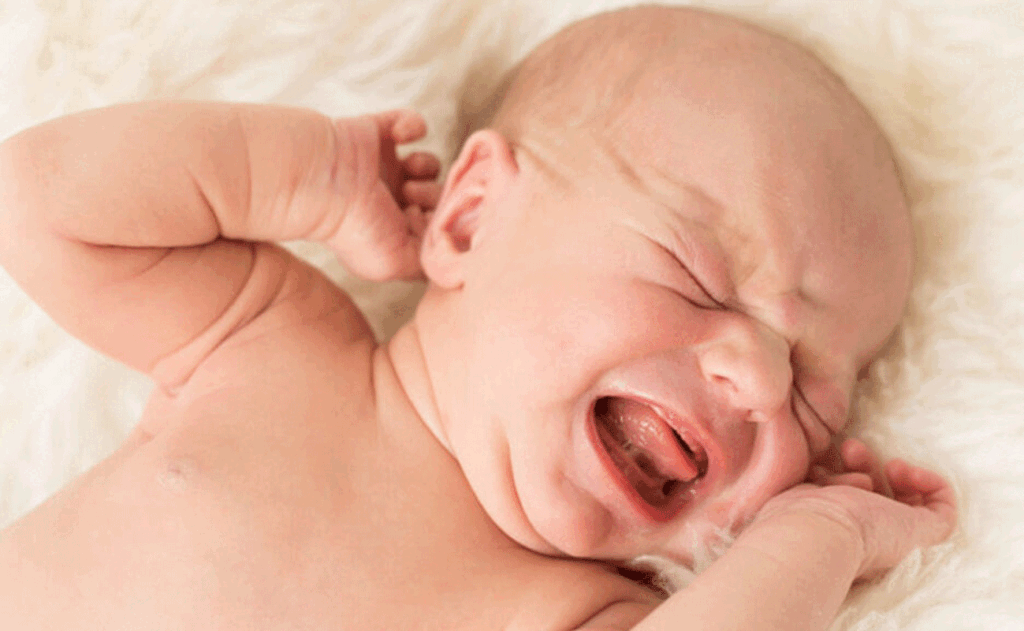 20 Manieren om je baby te troosten als hij huilt