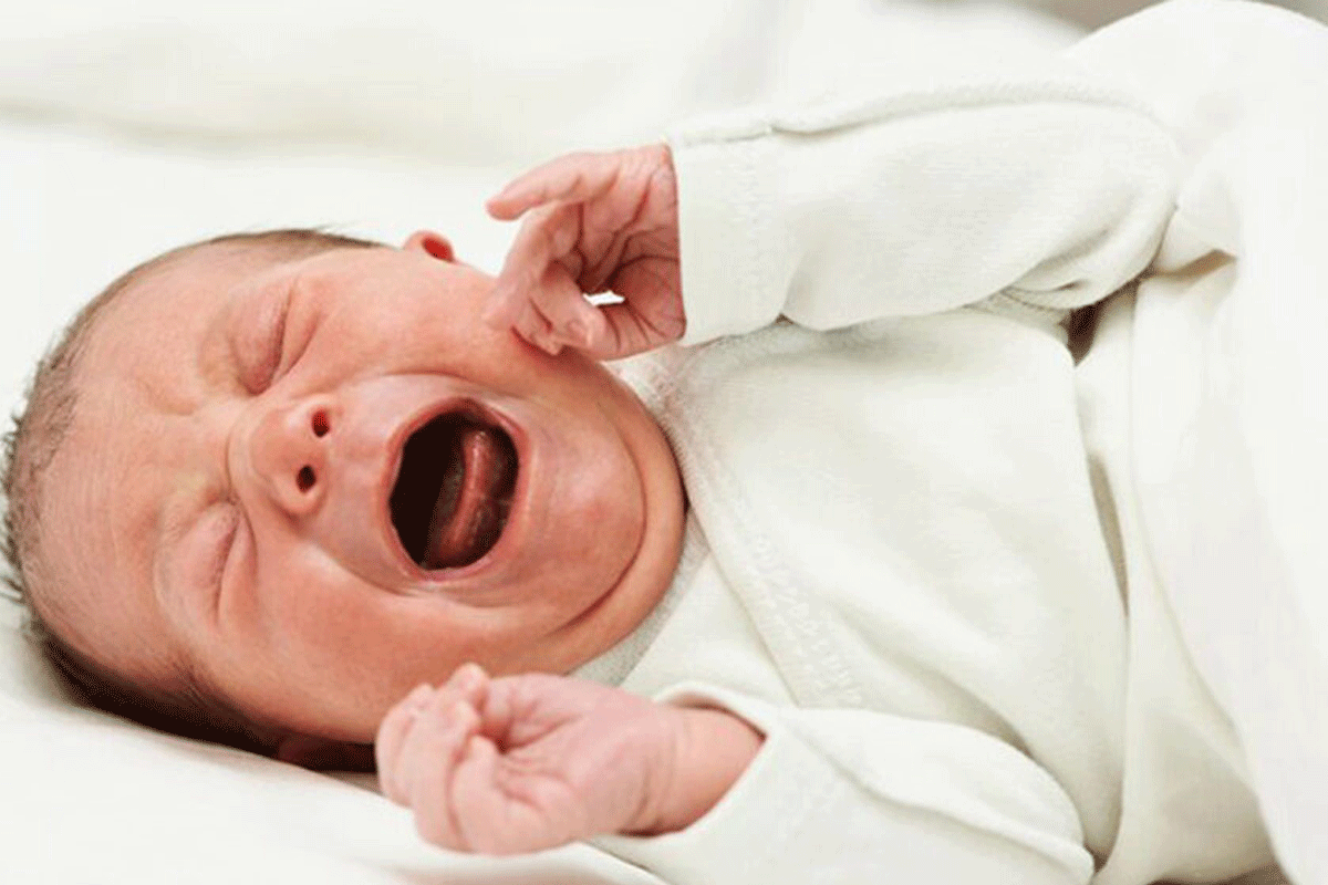 Het ouderschap brengt vele vreugdes en uitdagingen met zich mee, waarvan het omgaan met een huilbaby er zeker een is.